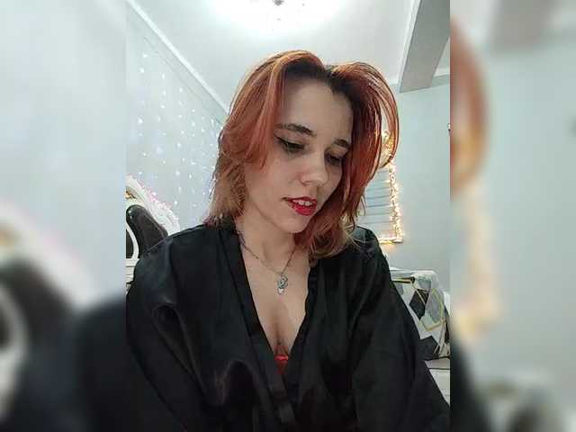 Kitteen's BongaCams show and profile