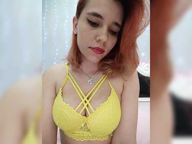 Kitteen's BongaCams show and profile