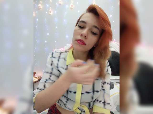 Kitteen's BongaCams show and profile