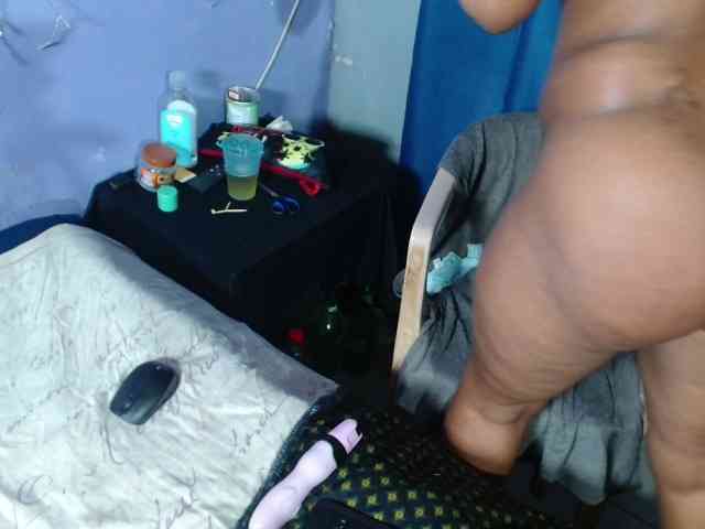 AngelaKisses webcam