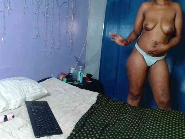 AngelaKisses webcam