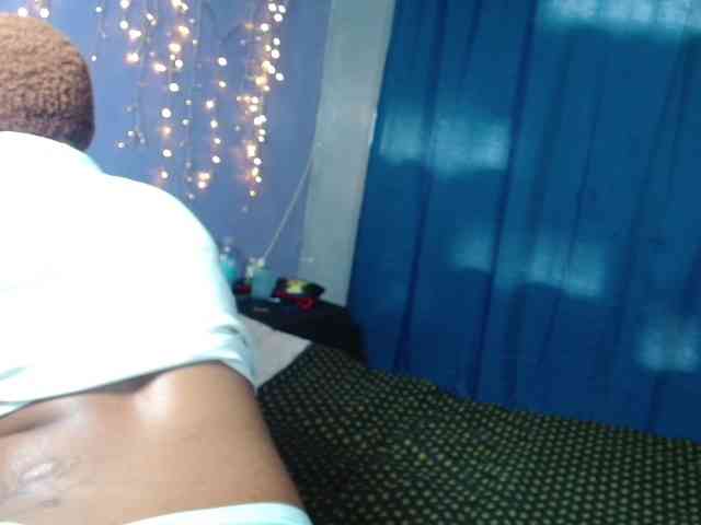AngelaKisses webcam