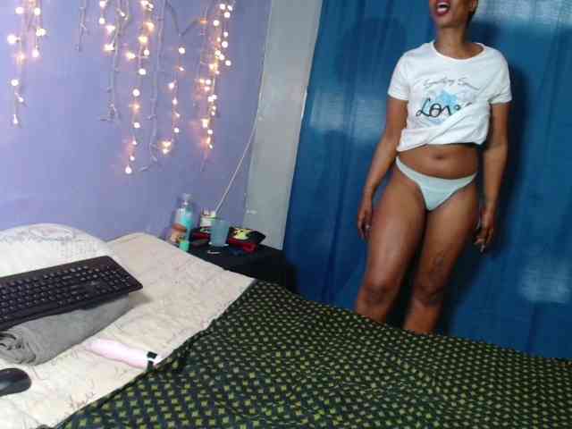 AngelaKisses webcam