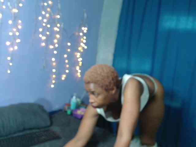 AngelaKisses webcam