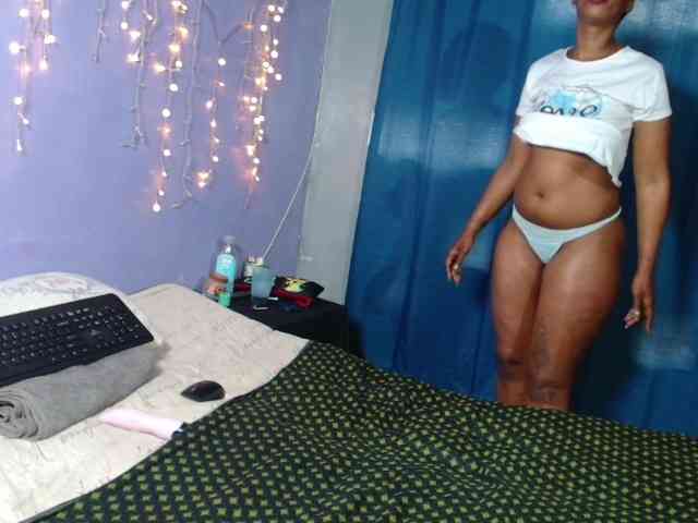 AngelaKisses webcam