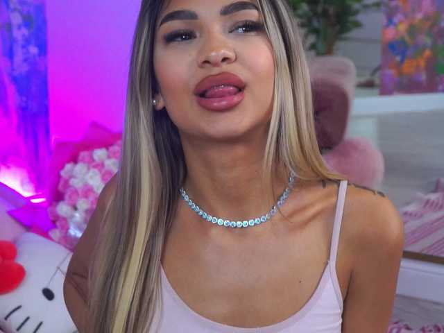 AshaYuva's BongaCams show and profile