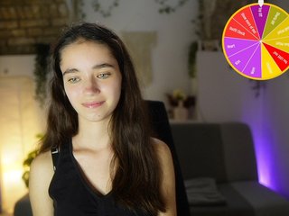 GiaPaige18 Porn Show