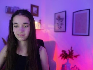 GiaPaige18 Porn Show