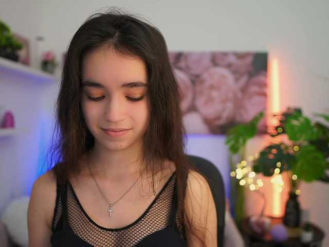 GiaPaige18's BongaCams show and profile