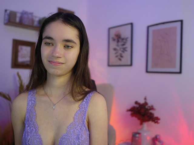 GiaPaige18 webcam