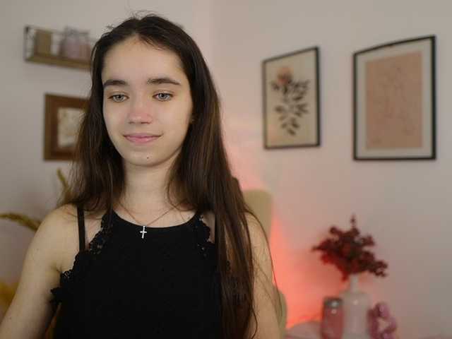 GiaPaige18's BongaCams show and profile
