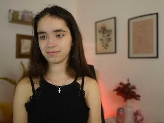 GiaPaige18's BongaCams show and profile