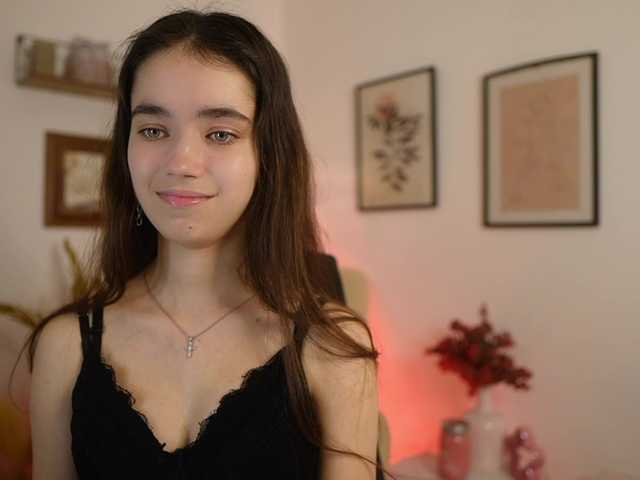 GiaPaige18's BongaCams show and profile