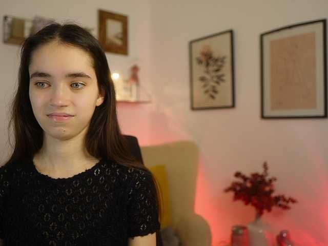 GiaPaige18's BongaCams show and profile