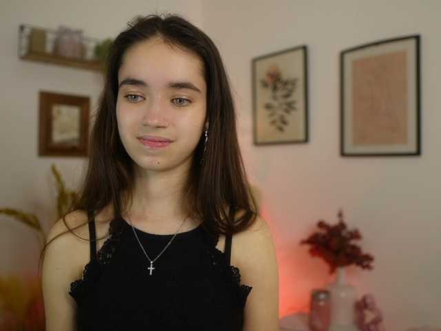 GiaPaige18's BongaCams show and profile