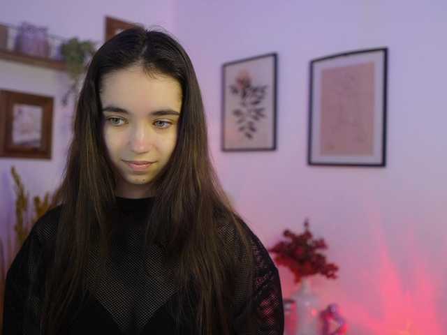 GiaPaige18's BongaCams show and profile