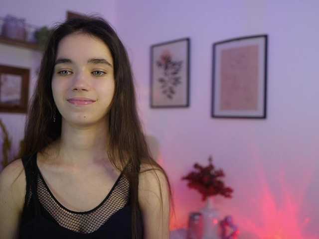 GiaPaige18's BongaCams show and profile
