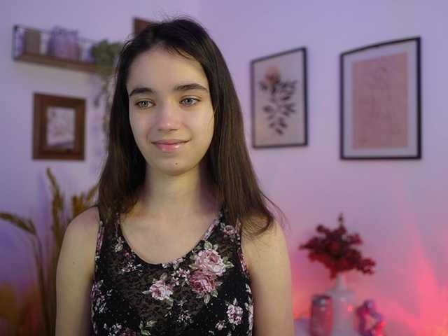 GiaPaige18's BongaCams show and profile