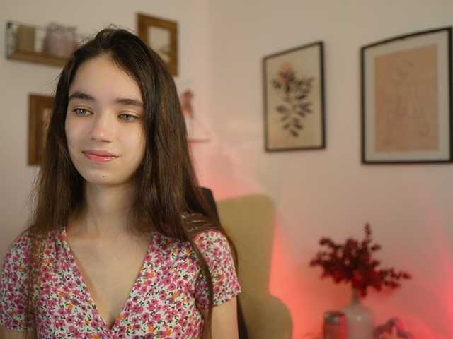 GiaPaige18 Live Cam on BongaCams