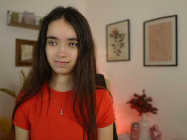 GiaPaige18's BongaCams show and profile