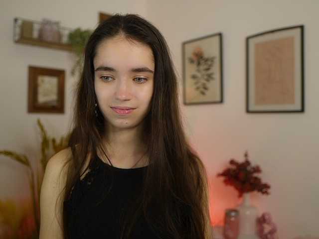 GiaPaige18's BongaCams show and profile