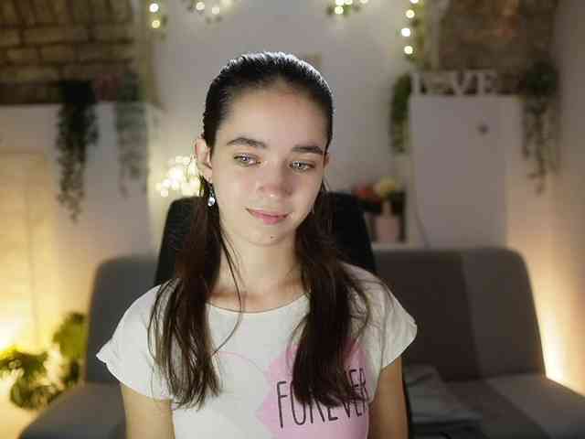 GiaPaige18 webcam