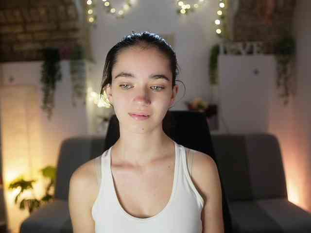 GiaPaige18 webcam