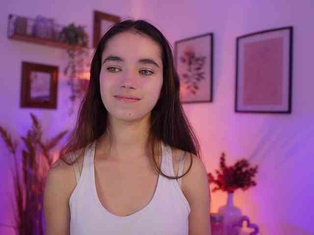 GiaPaige18 webcam