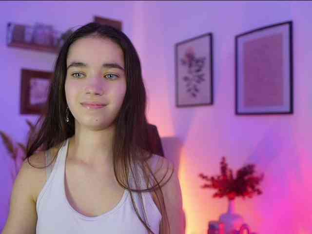 GiaPaige18 webcam