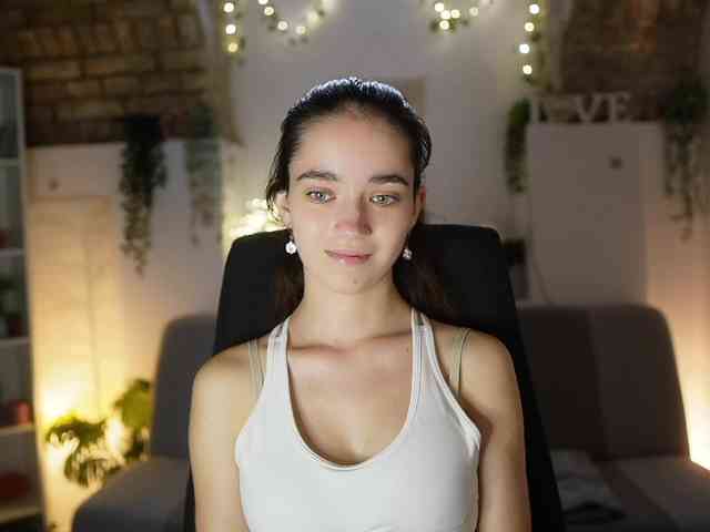GiaPaige18 webcam