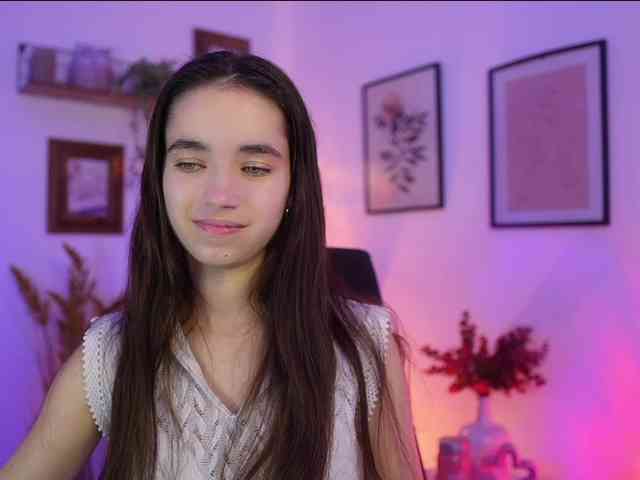 GiaPaige18 webcam