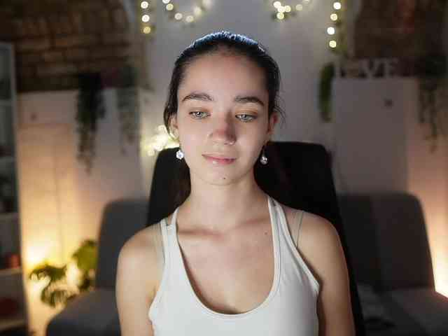 GiaPaige18 webcam