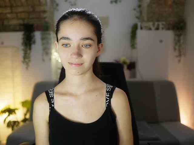 GiaPaige18 webcam