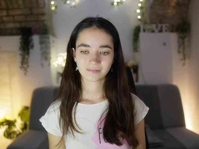 GiaPaige18 webcam
