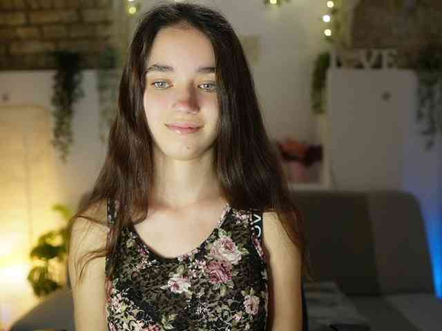 GiaPaige18 webcam