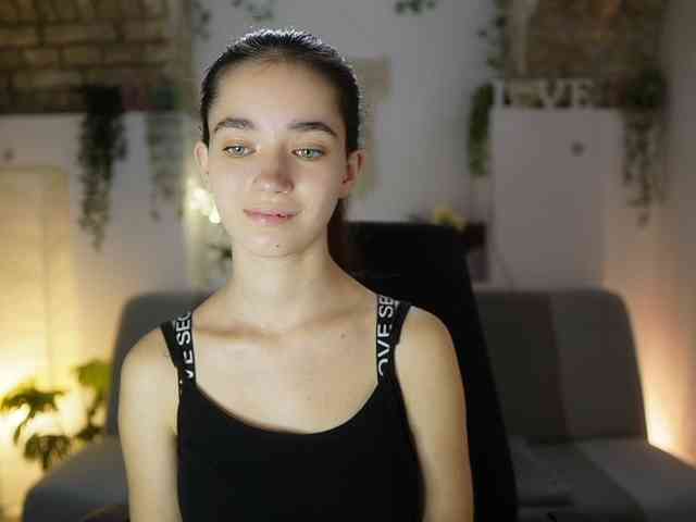 GiaPaige18 webcam