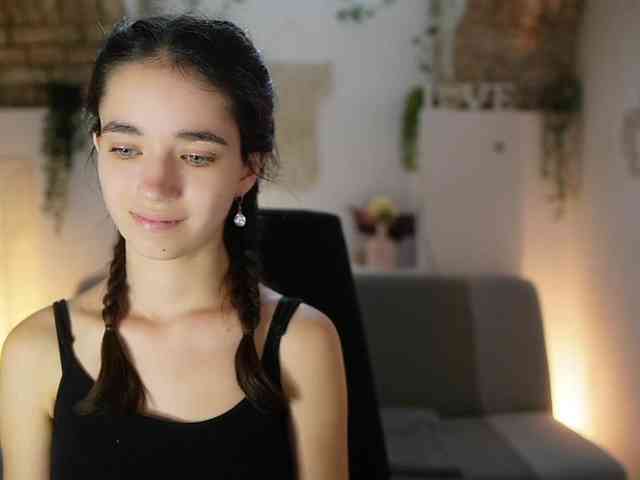GiaPaige18 webcam