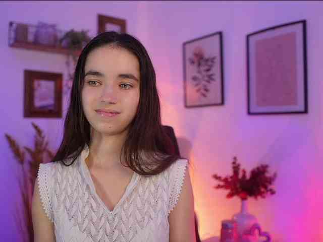GiaPaige18 webcam