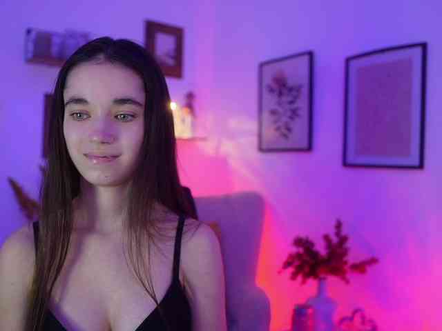 GiaPaige18 webcam