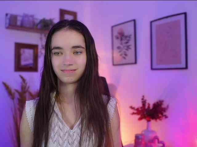 GiaPaige18 webcam