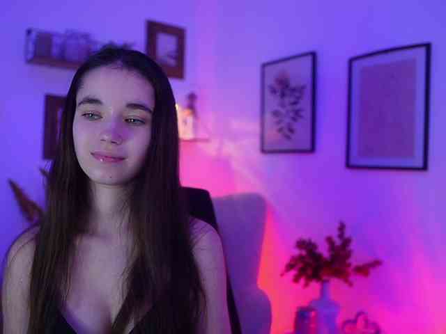 GiaPaige18 webcam