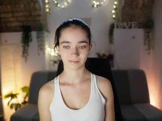 GiaPaige18 webcam