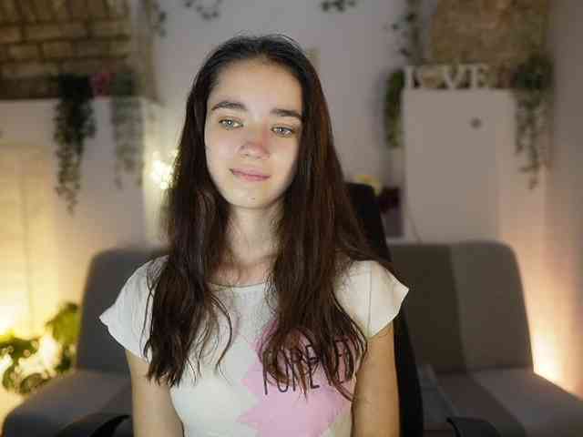 GiaPaige18 webcam