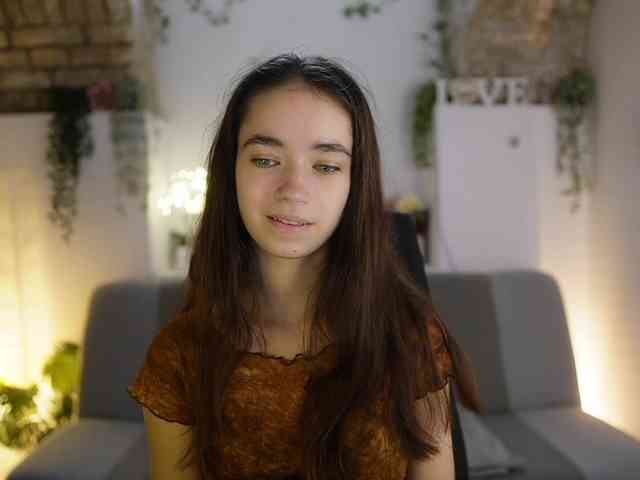 GiaPaige18 webcam