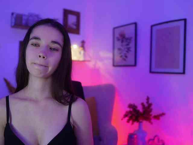 GiaPaige18 webcam