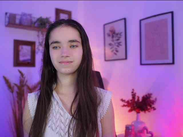 GiaPaige18 webcam