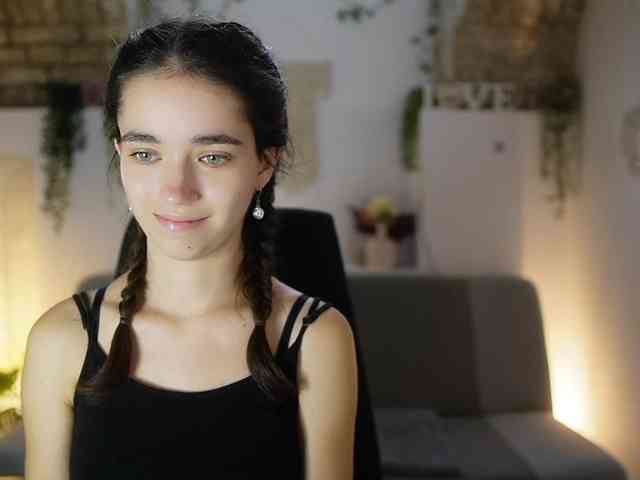 GiaPaige18 webcam