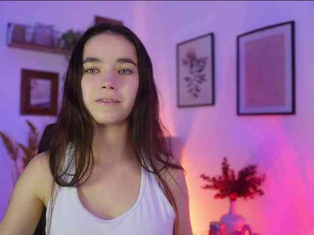 GiaPaige18 webcam