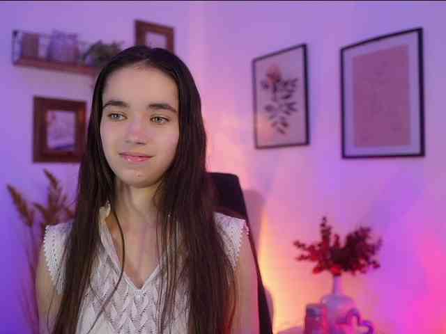 GiaPaige18 webcam