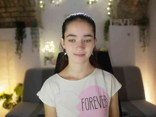 GiaPaige18 webcam